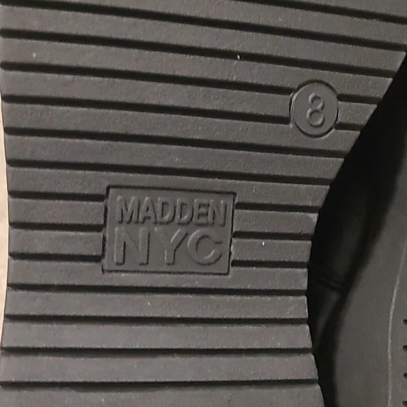 EUC/NWOT Madden NYC Black Leather White Stich Combat Boots Women's Sz 8 - Picture 7 of 12